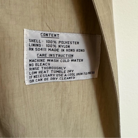 Vintage Fleet Street 80s Khaki Trench Coat with Unique button down detail - Picture 6 of 6